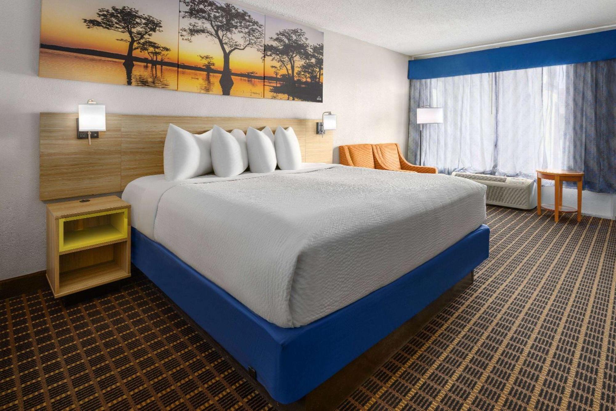 Days Inn By Wyndham Waycross Esterno foto