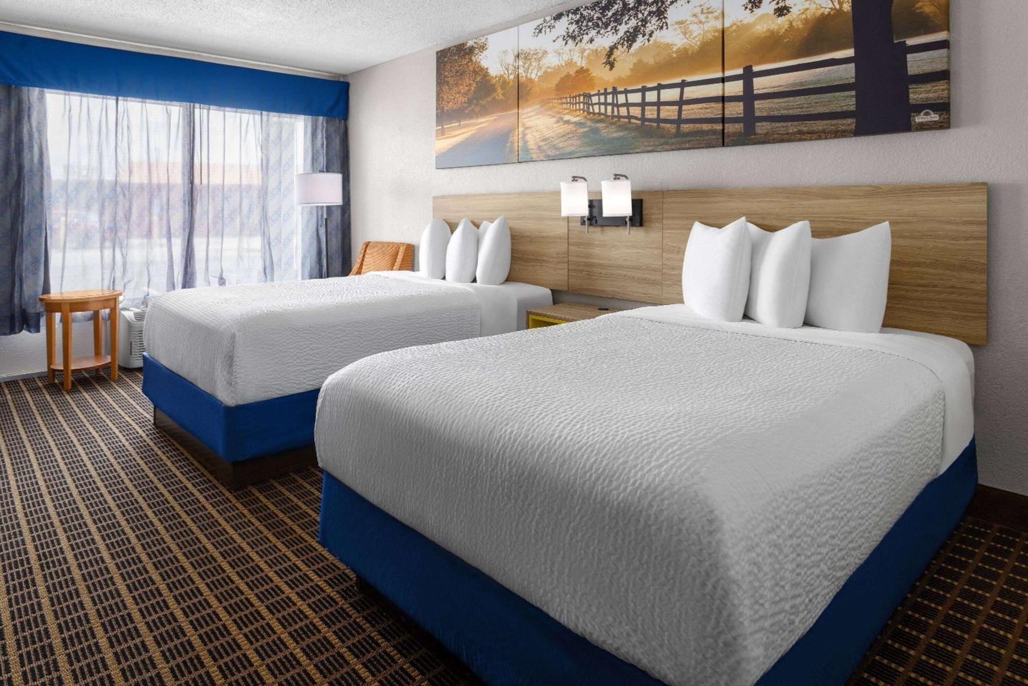 Days Inn By Wyndham Waycross Esterno foto